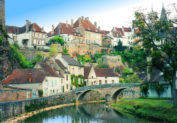 CRUCEROS FLUVIALES CANALES DE FRANCIA CANAL BORGOÑA LA BELLE EPOQUE EUROPEAN WATERWAYS GO BARGING HOTEL BARGE ALQUILER BARCOS FRANCIA CRUCEROS FLUVIALES LUJO PRIVADO BORGOÑA BURGUNDY BARGE CRUISES